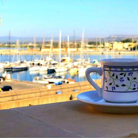 B&B Marina Di Ortigia シラクーサ エクステリア 写真